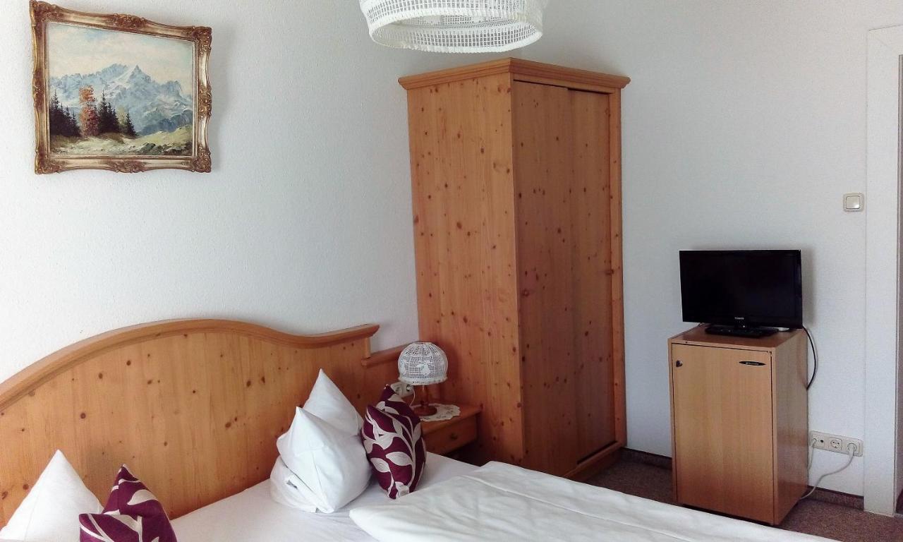 Hotel Pension Lindenhof Prien am Chiemsee Exteriör bild