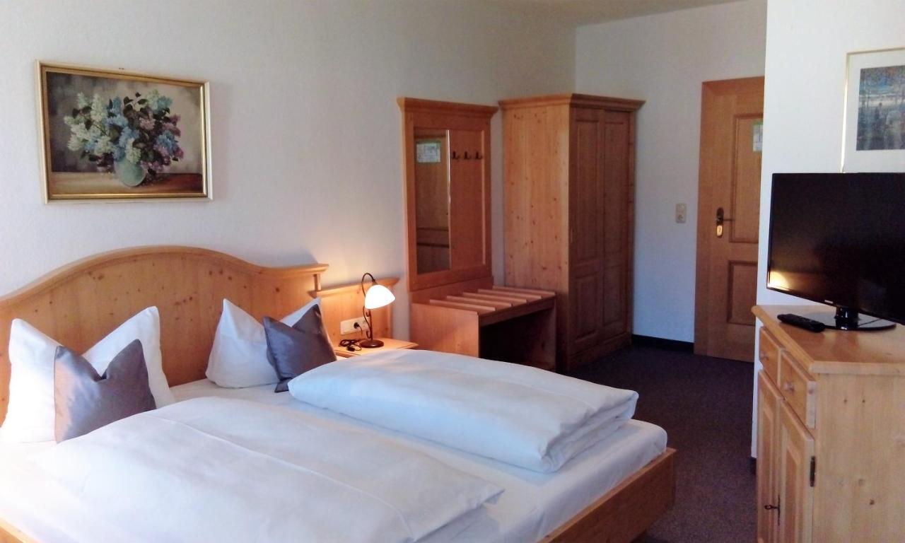 Hotel Pension Lindenhof Prien am Chiemsee Exteriör bild