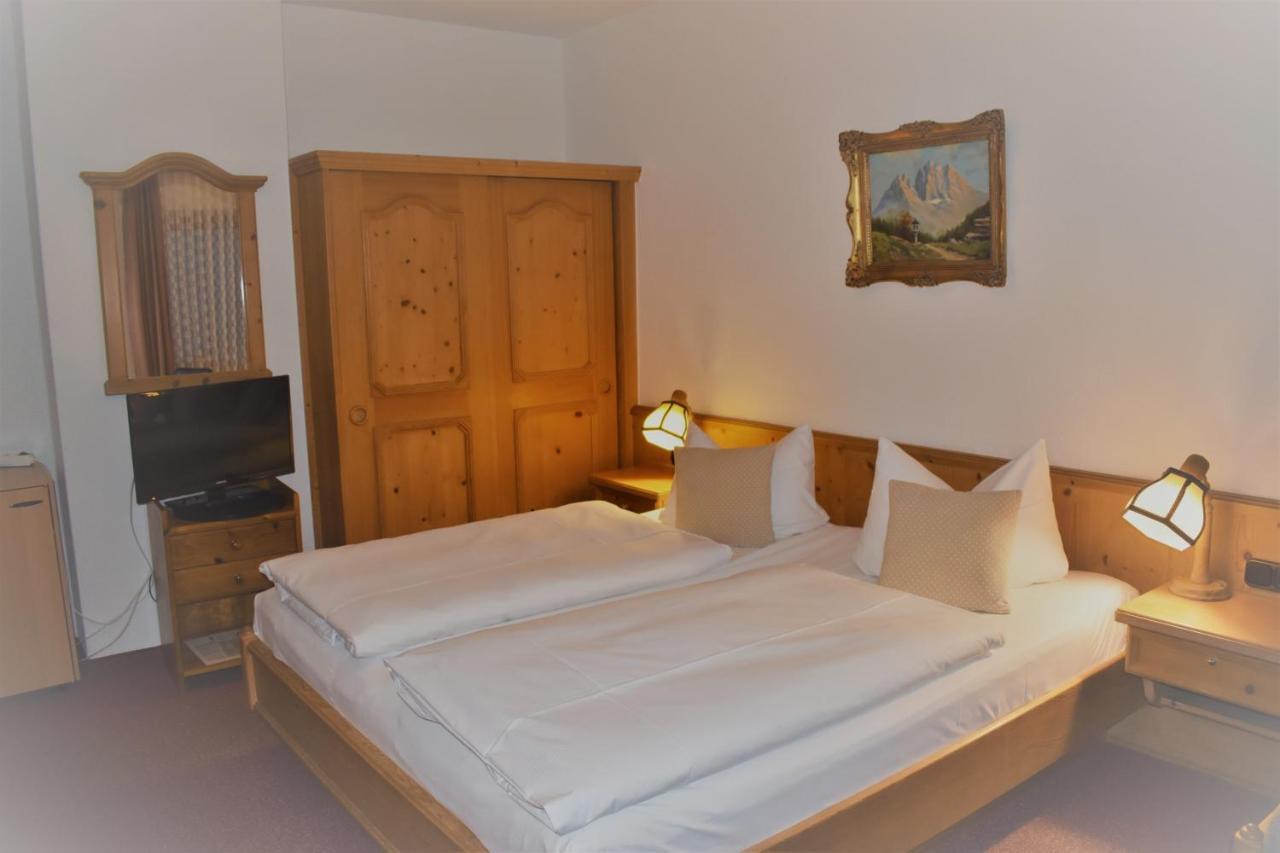 Hotel Pension Lindenhof Prien am Chiemsee Exteriör bild